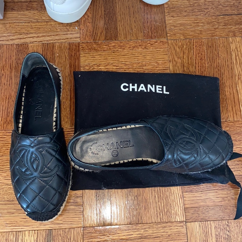 Chanel Espadrilles Quilt Black, Size 36 +Duster